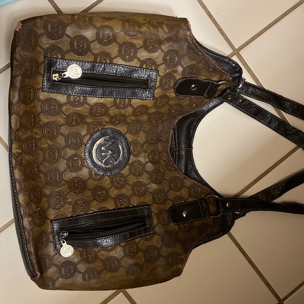 Michael kors shoulder bag